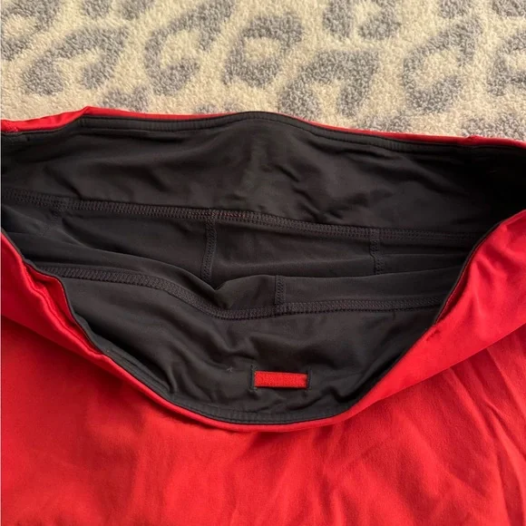 Lululemon running skirt pleated poppy red size 6